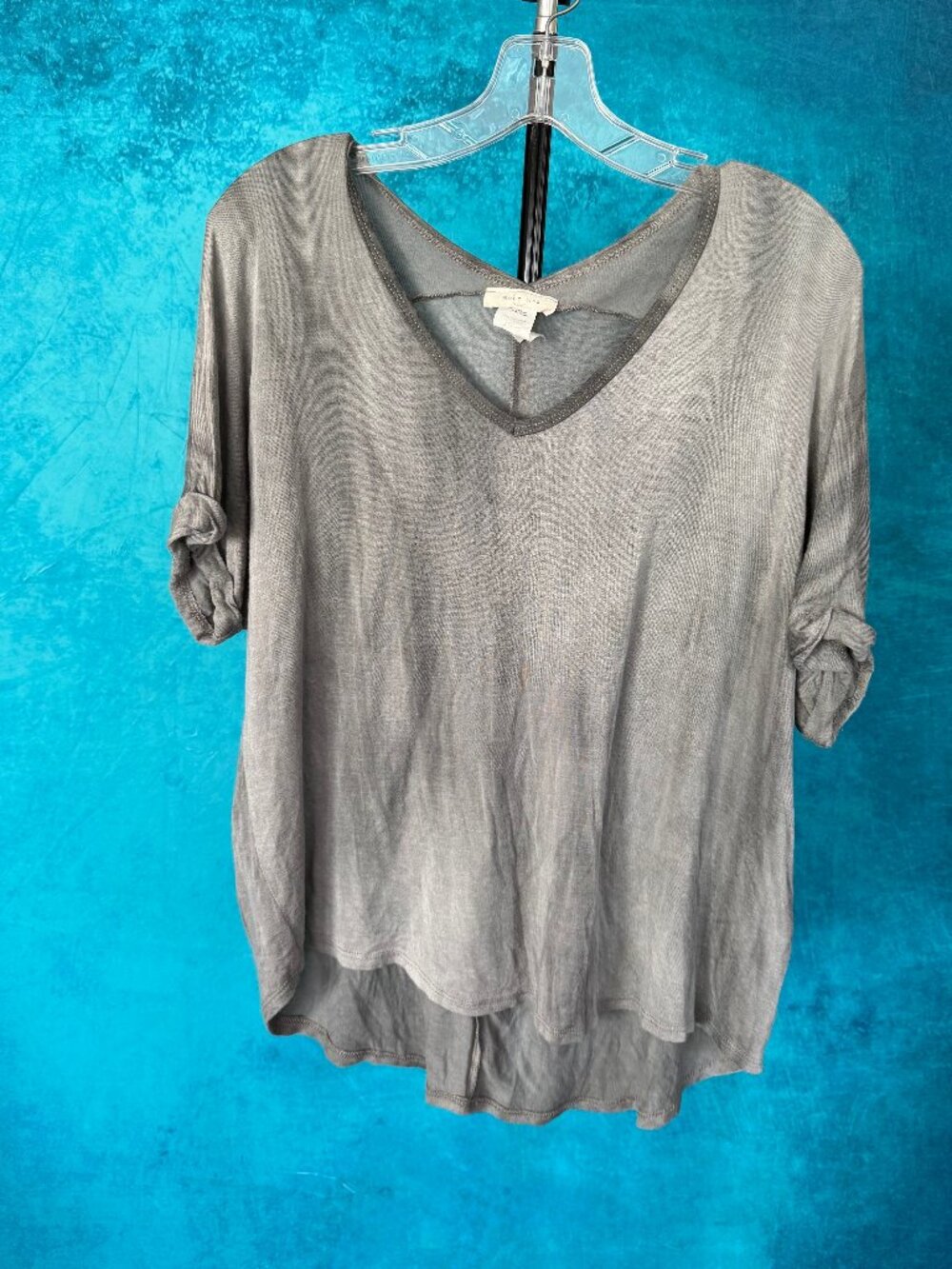 Women's top - Moon Kiss V neck with cuffed short sleeves Y2K